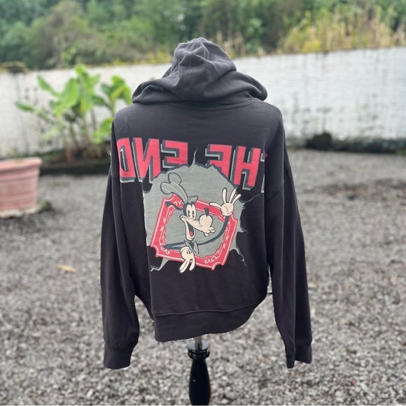 NWT Disney Mickey & Minnie Runaway Railway Hoodie - Picture 5 of 16